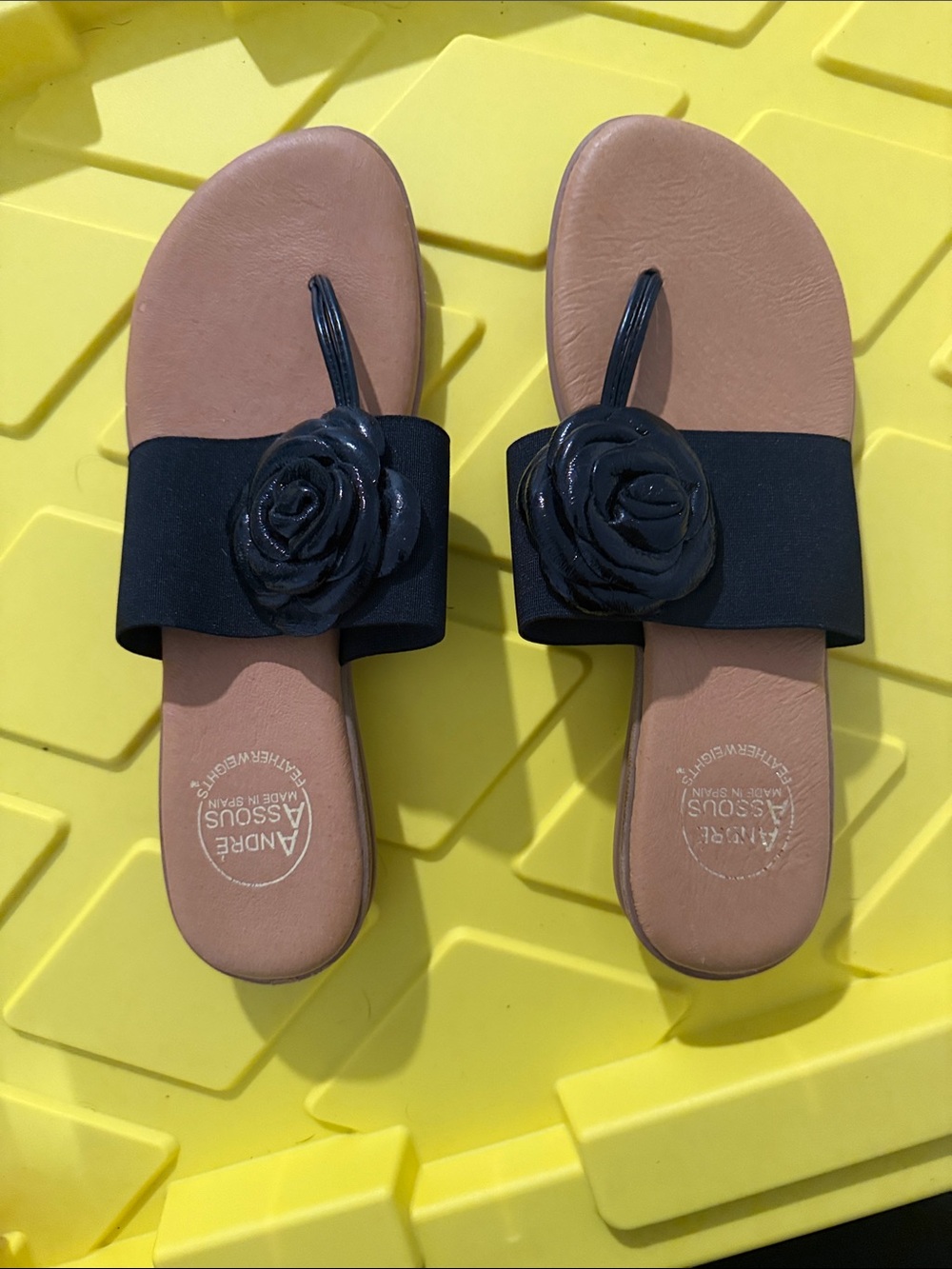 Worn once Andre Assous Black Floral Toe-Post Slide Sandals